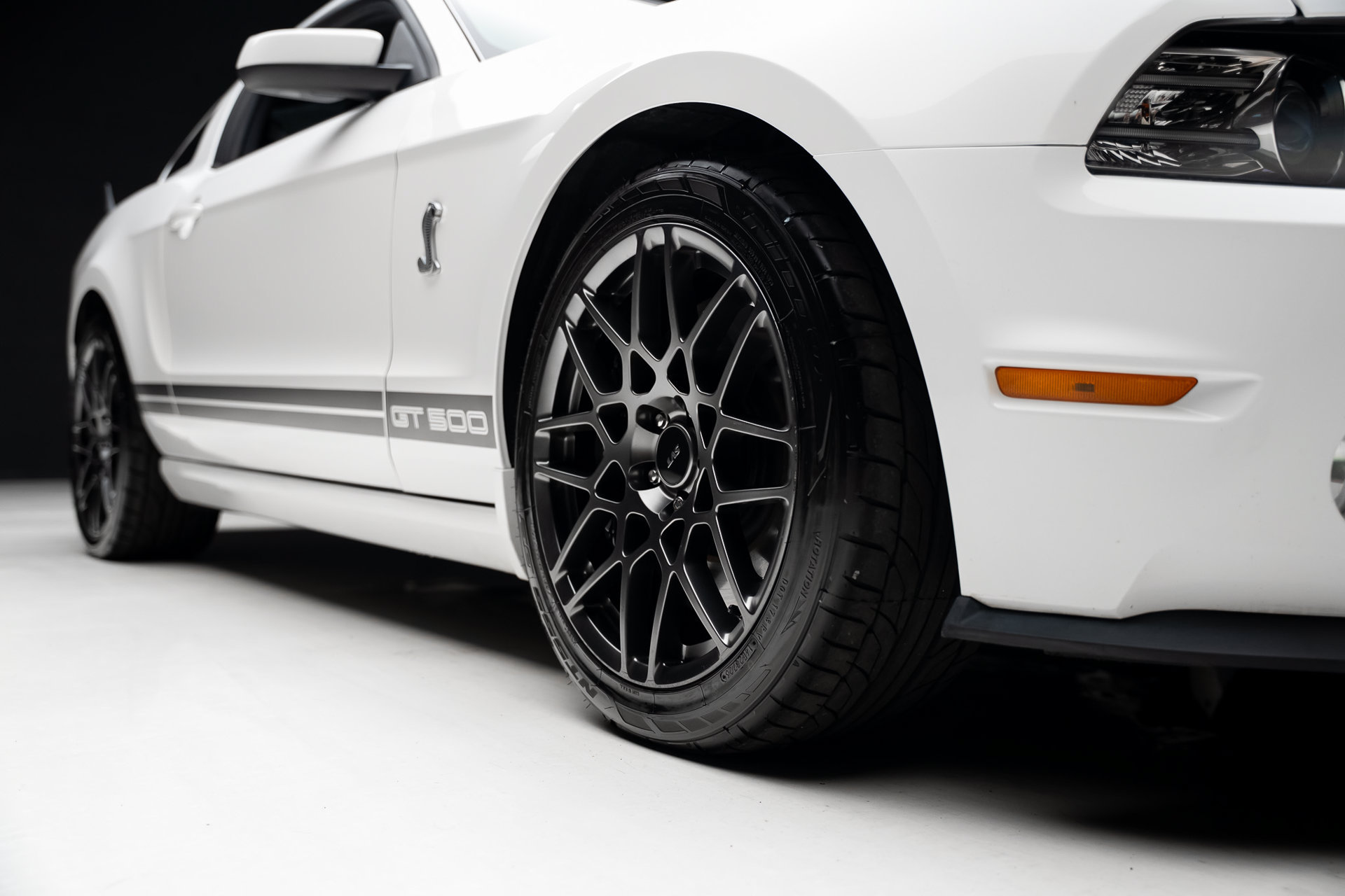 Used 2013 Ford Mustang Shelby GT500 RWD image 76