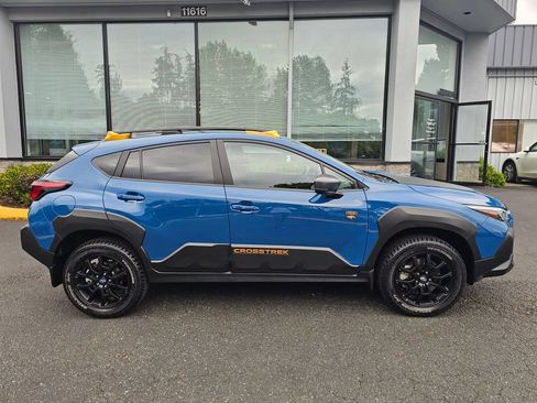 Used 2025 Subaru Crosstrek 2.5i Wilderness w/ Crosstrek Mirror Package AWD/4WD image 8