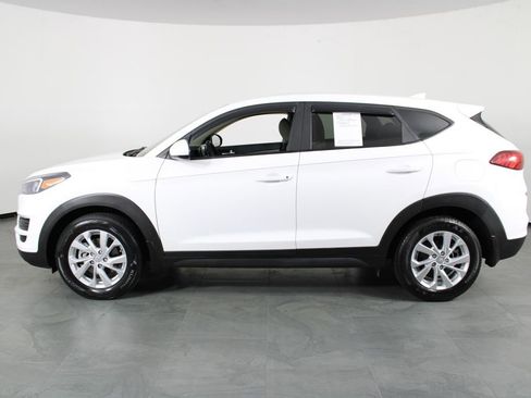Used 2019 Hyundai Tucson SE image 10