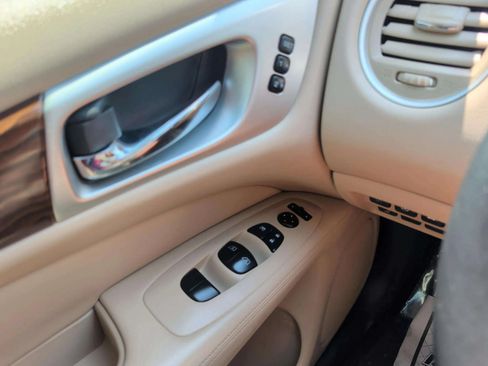 Used 2020 Nissan Pathfinder Platinum AWD/4WD image 27