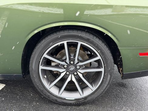 Used 2023 Dodge Challenger R/T w/ Plus Package image 27