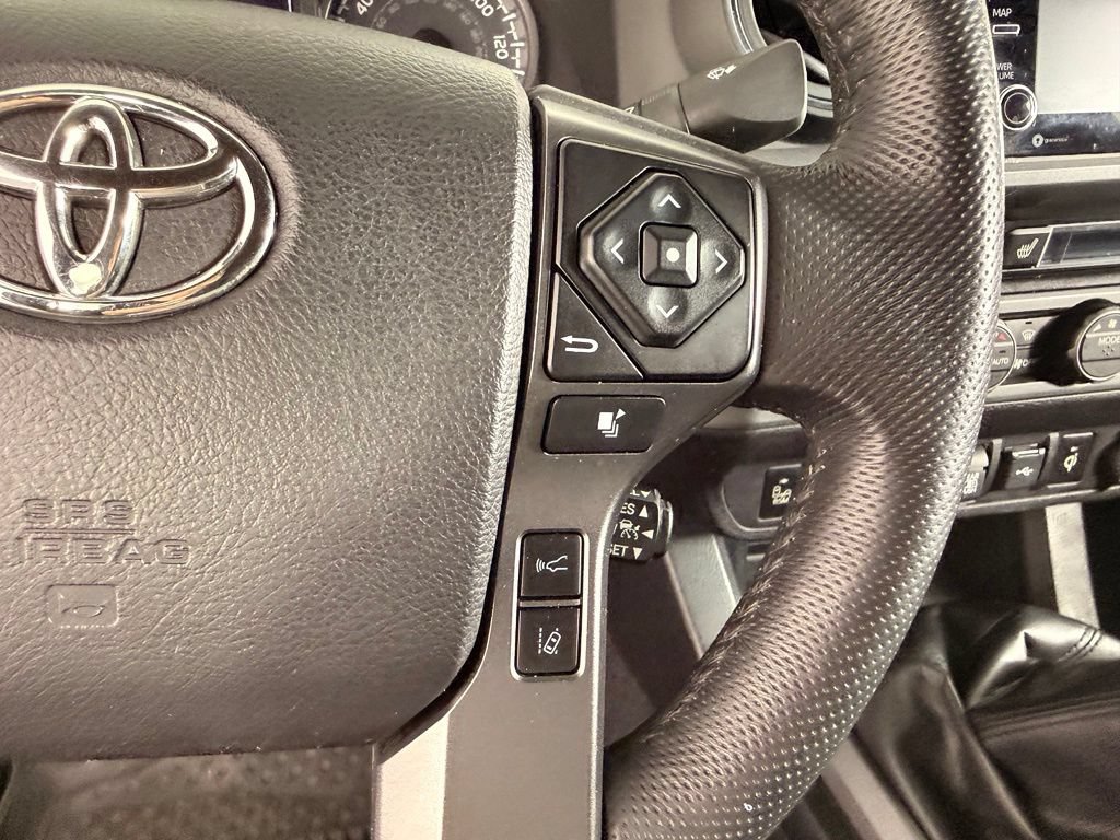 Certified 2021 Toyota Tacoma TRD Off-Road w/ TRD Premium Off Road Package AWD/4WD image 21