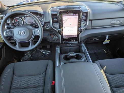 New 2025 RAM 1500 Big Horn AWD/4WD image 9