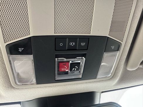 Used 2024 Mitsubishi Eclipse Cross LE image 17