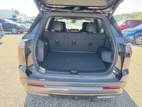 Used 2025 Chevrolet Equinox ACTIV w/ Safety and Technology Package AWD/4WD image 23