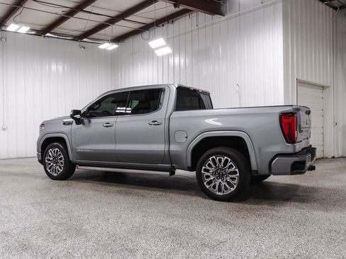 Used 2025 GMC Sierra 1500 Denali Ultimate AWD/4WD image 4