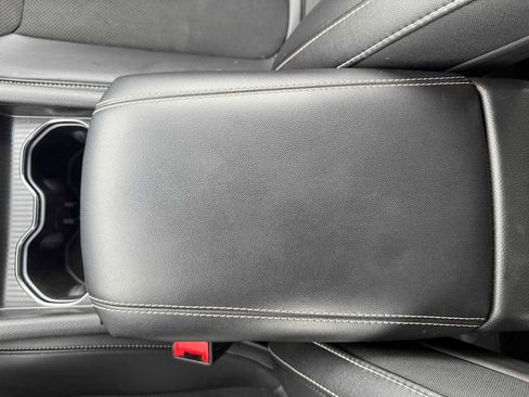 Used 2024 Jeep Grand Cherokee Altitude image 31