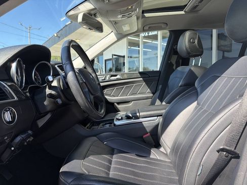 Used 2016 Mercedes-Benz GL 450 4MATIC image 29