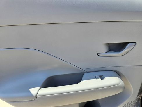 Certified 2024 Hyundai Kona SEL FWD image 18
