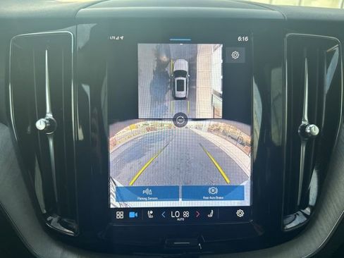 Certified 2025 Volvo XC60 B5 Plus AWD/4WD image 23