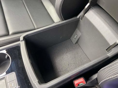 Used 2022 Volkswagen Atlas Cross Sport SE FWD image 29