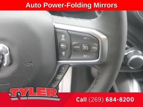 New 2026 RAM 1500 4x4 Crew Cab image 28