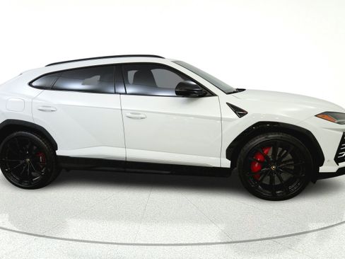 Used 2023 Lamborghini Urus S AWD/4WD image 8