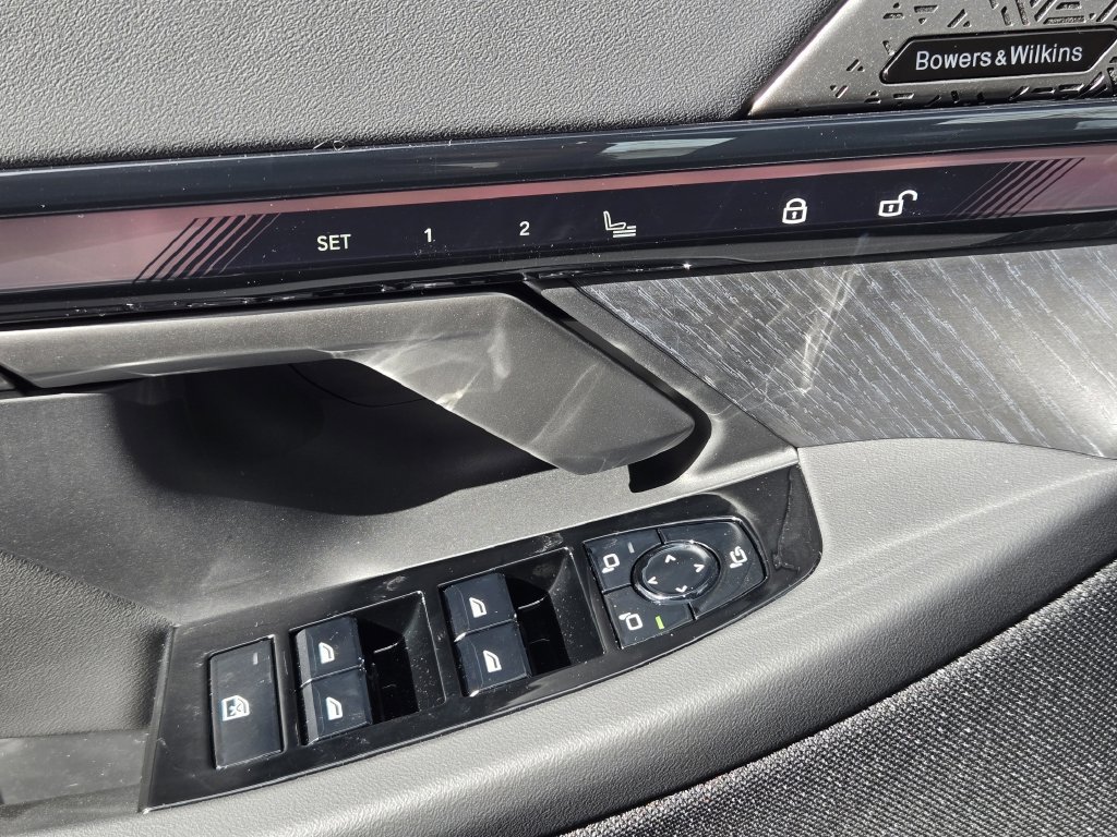 Certified 2026 BMW i5 eDrive40 AWD/4WD image 25