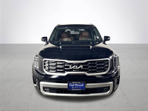Certified 2024 Kia Telluride SX image 3