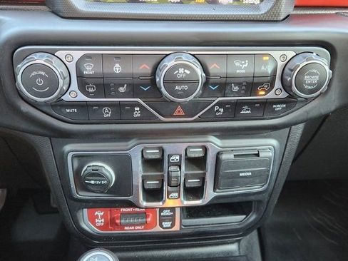 Used 2021 Jeep Gladiator Rubicon image 22