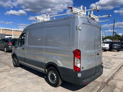 Used 2017 Ford Transit 150 Medium Roof w/Sliding Side Doo image 7