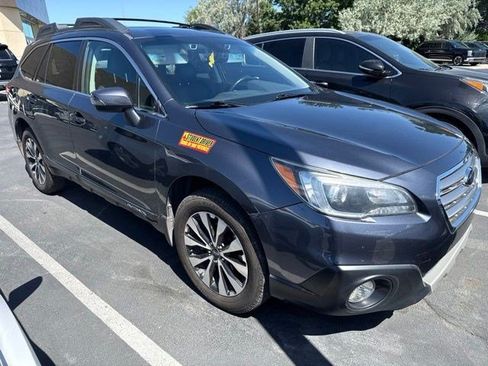 Used 2017 Subaru Outback 2.5i Limited AWD/4WD image 2