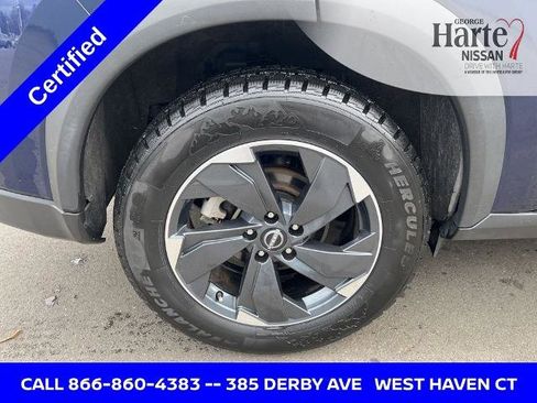 Certified 2025 Nissan Rogue SV image 7