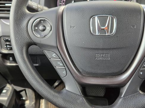 Used 2019 Honda Ridgeline Sport image 21