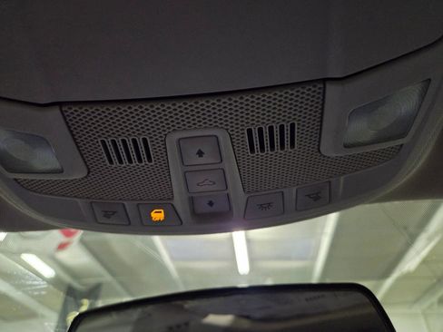 Used 2013 Ford Fusion SE FWD image 25