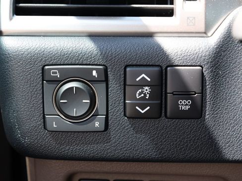 Used 2023 Lexus GX 460 Premium AWD/4WD image 36