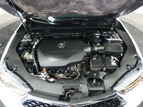 Used 2018 Acura TLX w/ Technology Package FWD image 40