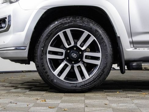 Used 2014 Toyota 4Runner Limited AWD/4WD image 44