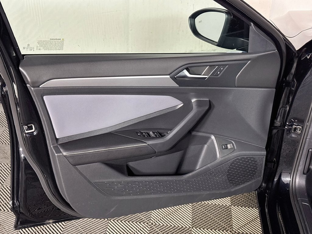 Certified 2026 Volkswagen Jetta SE FWD image 11