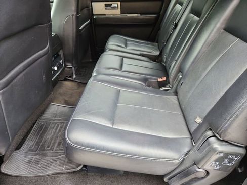 Used 2015 Ford Expedition EL XLT w/ Equipment Group 202A RWD image 24