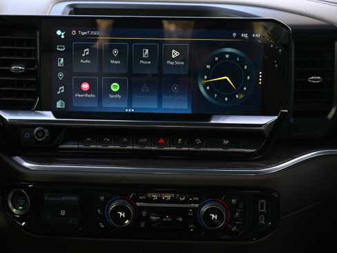 Used 2022 Chevrolet Silverado 1500 LTZ w/ LTZ Premium Package image 14