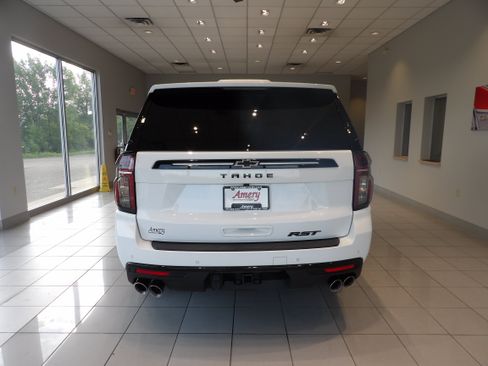 Used 2023 Chevrolet Tahoe RST w/ RST Performance Edition AWD/4WD image 5