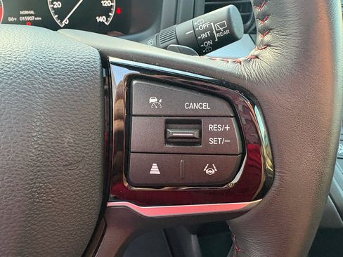 Certified 2025 Honda Odyssey Sport-L image 15