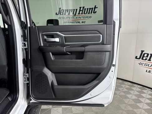 Used 2025 RAM 2500 Big Horn AWD/4WD image 26