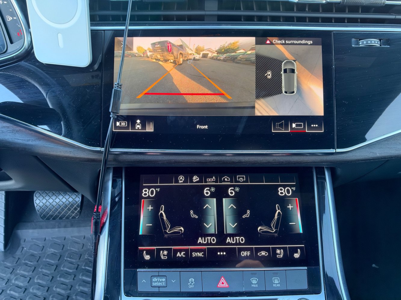 Used 2020 Audi Q8 Premium Plus w/ Premium Plus Package AWD/4WD image 13