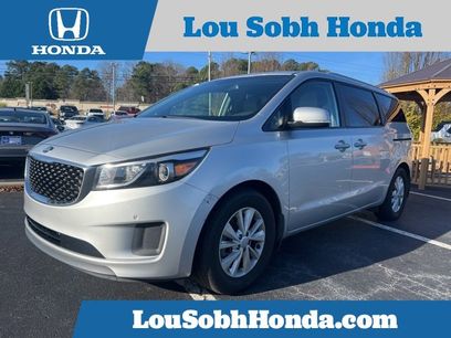 Used 2018 Kia Sedona LX w/ LX Essentials Premium Package