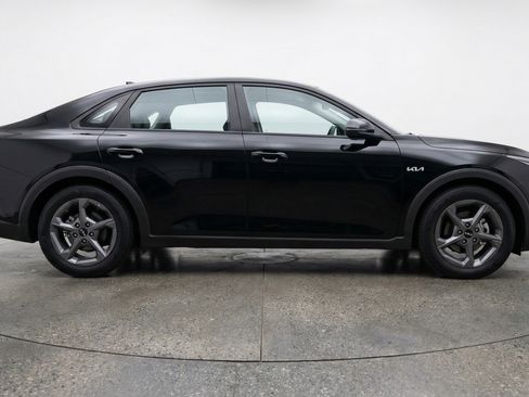 Used 2025 Kia K4 FWD image 11