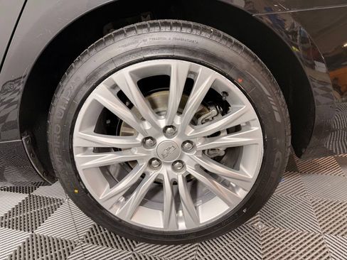 Used 2019 Cadillac XTS Luxury FWD image 17