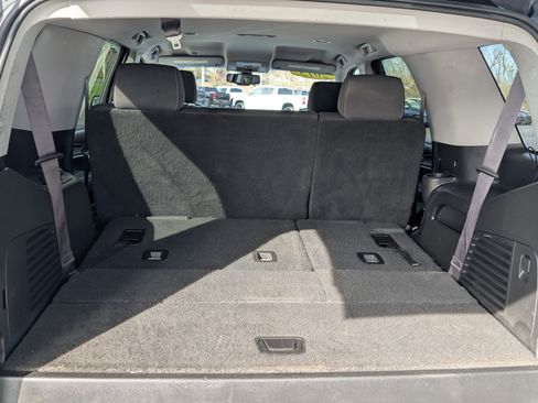 Used 2015 GMC Yukon SLE w/ Convenience Package image 12