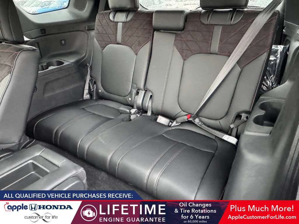 New 2026 Honda Pilot Black Edition image 18