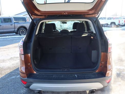 Used 2017 Ford Escape SE image 8