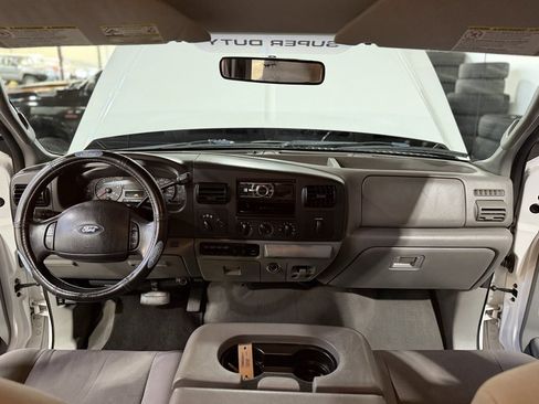 Used 2006 Ford F250 XLT image 16