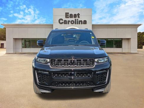 New 2026 Jeep Grand Cherokee Limited AWD/4WD image 8