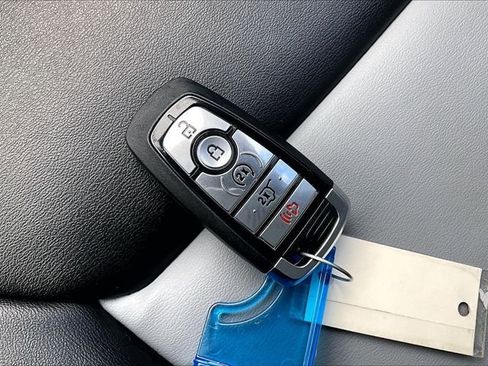 Used 2024 Ford Explorer XLT w/ Equipment Group 202A image 11