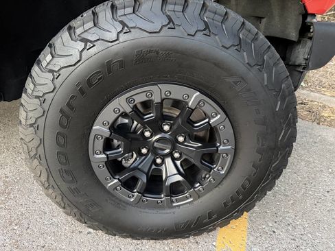 Used 2022 Ford Bronco Raptor image 31