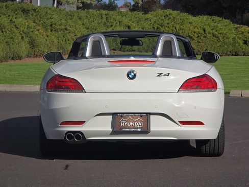 Used 2016 BMW Z4 sDrive28i image 5
