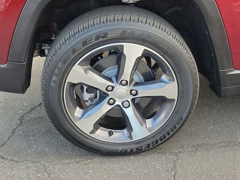 Used 2023 Jeep Grand Cherokee 4WD 4xe w/ Luxury Tech Group II image 6