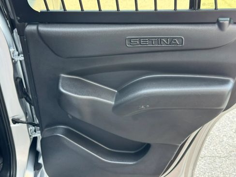Used 2020 Chevrolet Tahoe 2WD image 32