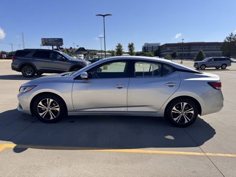 Used 2023 Nissan Sentra SV image 5