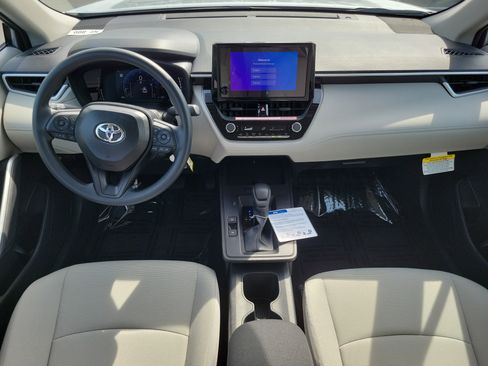 New 2026 Toyota Corolla Cross L image 12